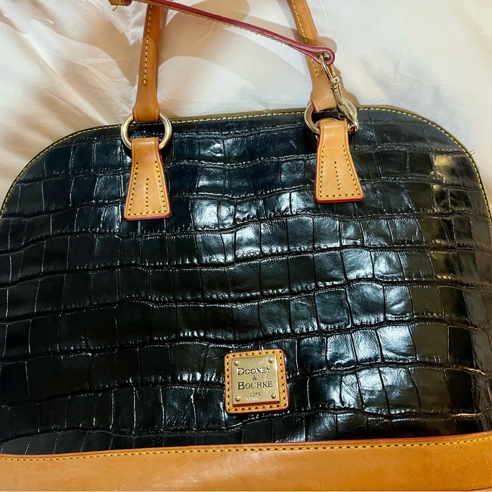 NWOT Dooney & Bourke Black Croc-Embossed Leather Shoulder Bag with Tan Trim,NWOT